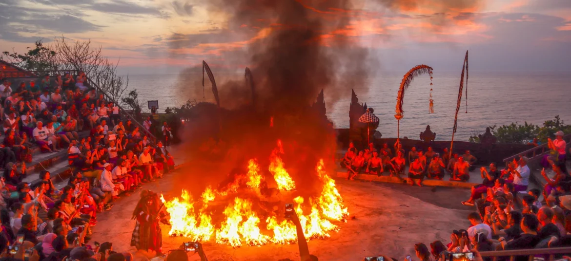 Kecak-Fire-Show